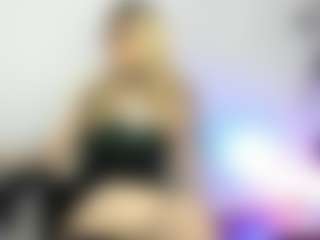 shiira's Live Sex Cam Show