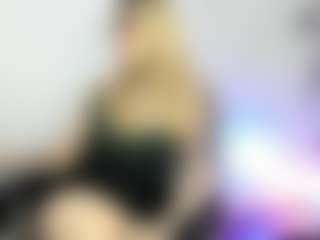 shiira's Live Sex Cam Show
