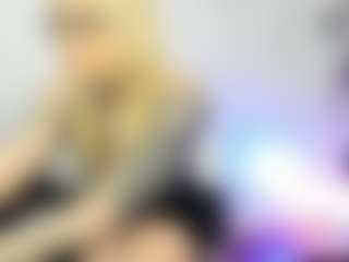 shiira's Live Sex Cam Show