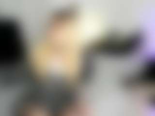 shiira's Live Sex Cam Show