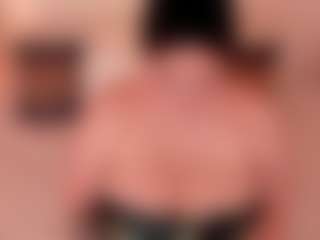 Live cam show with AbbyHertsson - Facial on Hubzter Live