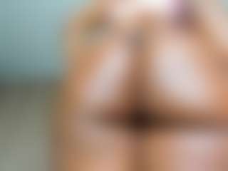 Live cam show with GENESISSANDOVAL - Mature on CamwithHer