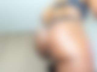 Live cam show with GENESISSANDOVAL - White Mature on CamSodaAdn | colombia