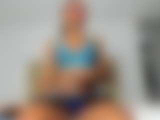 Live cam show with GENESISSANDOVAL - Middle Aged on Camsoda Late Night