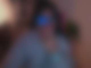 Ashleey18's Live Sex Cam Show
