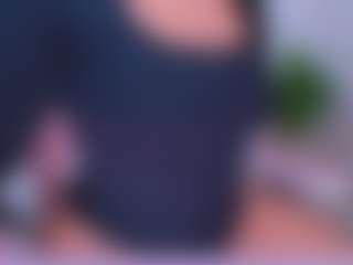 Ashleey18's Live Sex Cam Show