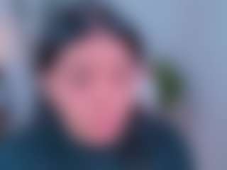 Ashleey18's Live Sex Cam Show