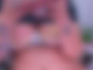 Ashleey18's Live Sex Cam Show