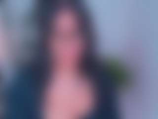 Ashleey18's Live Sex Cam Show