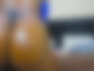 Live cam show with Cutie-bootie - Black HD on Livezox