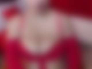 Live cam show with LunaxxxCandy - Morena on CamClone