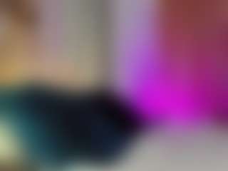 aliz-free's Live Sex Cam Show