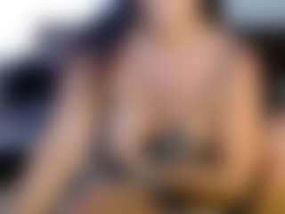 Live cam show with LindaBr75 - Mature on Latina Girls