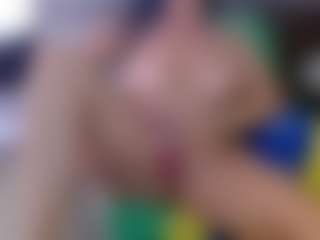 LindaBr75's Live Sex Cam Show