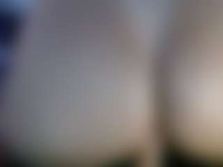 LindaBr75 MILF webcam performer live streaming