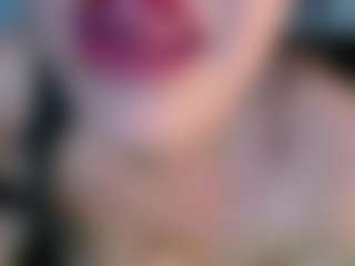 LindaBr75's Live Sex Cam Show
