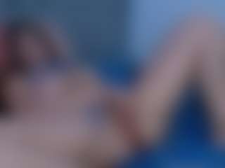 Live cam show with Jazz - Colombia on TeamSkeetLive