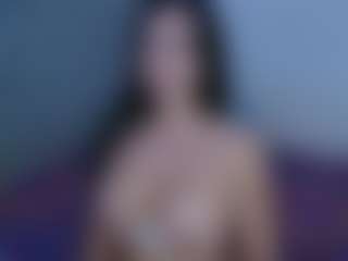Live cam show with Jazz - Fingers on Camming Site