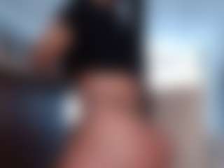 Live cam show with kendallrose - Ride on Dare Cams