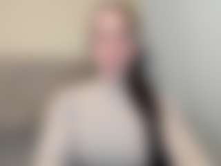 Live cam show with Salome - Big Ass on live18s.com
