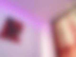 Live cam show with April-bowie - Brown Hair on SinfulBabes