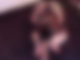 April-bowie's Live Sex Cam Show