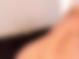 Live cam show with April-bowie - BBW on Fling VIP Chat