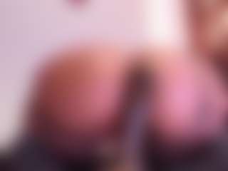 Live cam show with April-bowie - Tattoos Brown Hair on crypto-cams