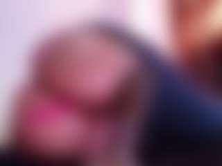 Live cam show with April-bowie - Ass Clapping on Camsoda