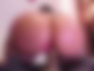 April-bowie's Live Sex Cam Show