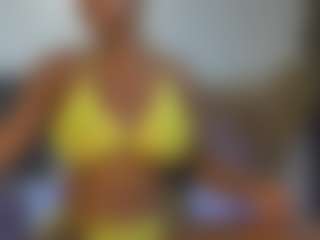 Live cam show with sowfit - Spank on fapnchat