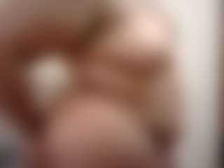 Live cam show with abrilhotty - Living Room on Camsoda