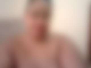 Live cam show with abrilhotty - Thong on LiveSexCams6