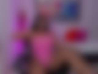 Live cam show with Khaleesi-Laylee - Ass To Mouth on Chatstar