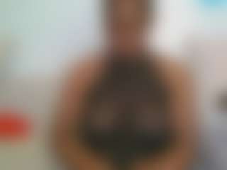 Live cam show with lovemaya4 - Oil on Lustler
