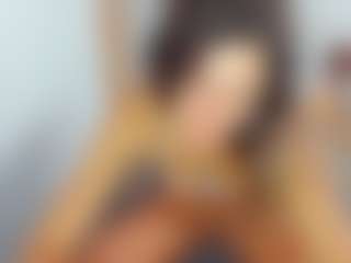 Live cam show with mariemarie03 - Oil on Mixed Magazine Live