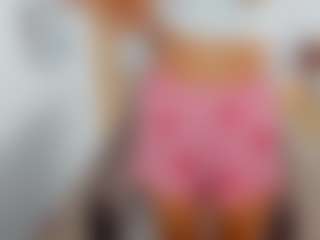 Live cam show with mariemarie03 - Oil on Camsoda