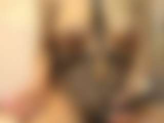 Live cam show with Melisa-Garcia - Smoking on Camsoda