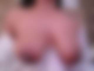Live cam show with Melisa-Garcia - Smoke on Camsoda