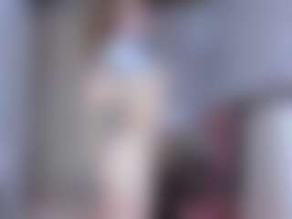 Live cam show with Estef_coll - Facial Piercings on Cam Slut