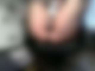 VigorousHead's Live Sex Cam Show
