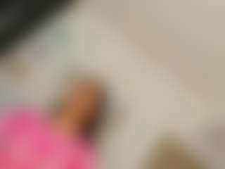 Live cam show with beautiful oriana - Young Adult on nudelive.tv