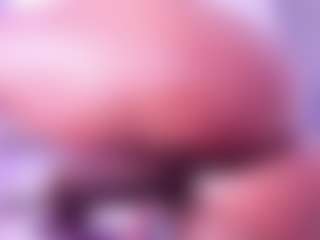 Live cam show with Veronica Lodge - Handjob on Mixed Magazine Live