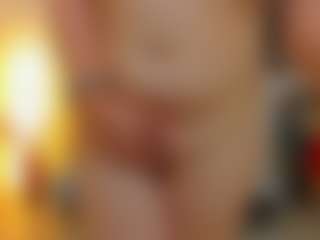 Live cam show with kayakiss - Normal on livesuperchat.net