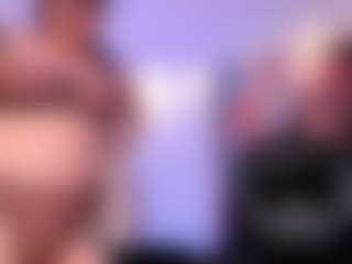 Live cam show with SARAH RHODES - Public on Mixed Magazine Live