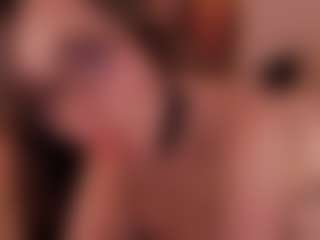 Live cam show with SARAH RHODES - BBW Mature on Camming Site