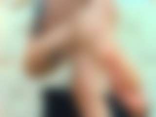 Live cam show with NaughtyKittenm - Pegging on friskycurves.com