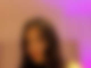 Live cam show with Kayla Rossi - Bbc on milfzrlive.com