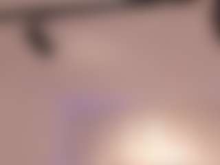 Live cam show with Kayla Rossi - Bbc on Camsoda