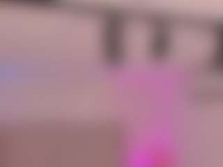 Live cam show with Kayla Rossi - Bbc on Milfs Live